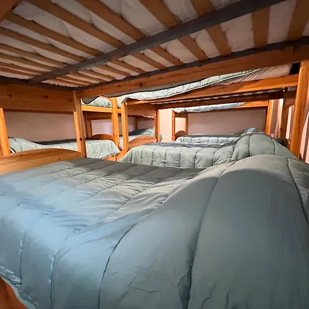 Hostel Pinares - La Casona De Revenga