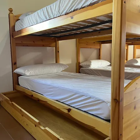 Hostel Pinares - La Casona De Revenga Regumiel de la Sierra