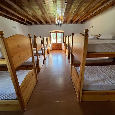 Pinares - La Casona De Revenga Hostel *
