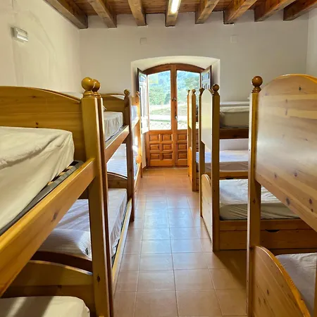 Hostel Pinares - La Casona De Revenga Regumiel de la Sierra