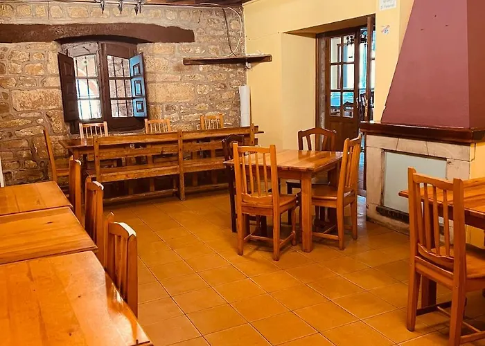 Pinares - La Casona De Revenga Hostel