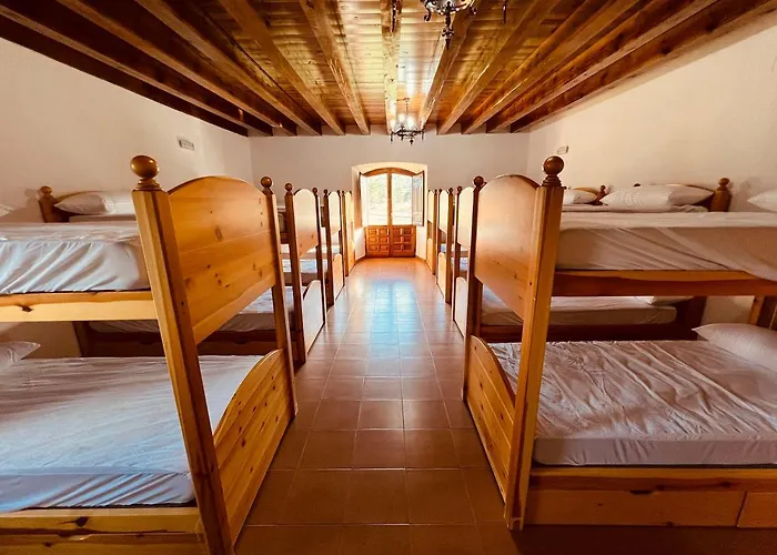 Pinares - La Casona De Revenga Hostel