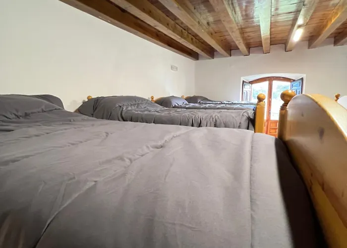 Hostel Pinares - La Casona De Revenga