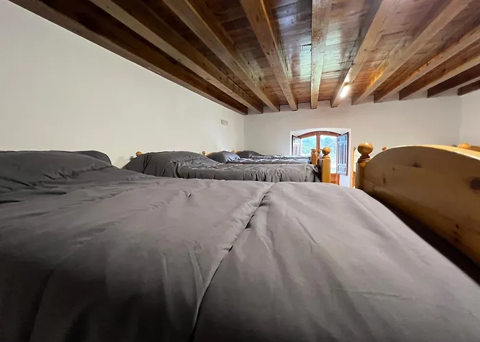 Hostel Pinares - La Casona De Revenga Regumiel de la Sierra