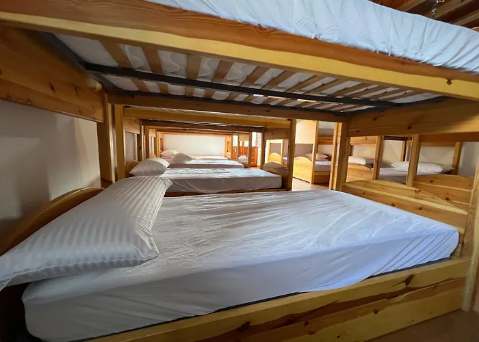 Pinares - La Casona De Revenga Hostel